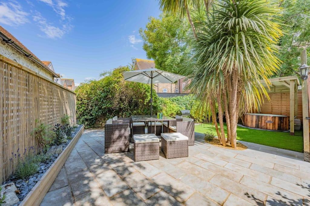 The Lymington Sailor'S Cottage Exterior photo